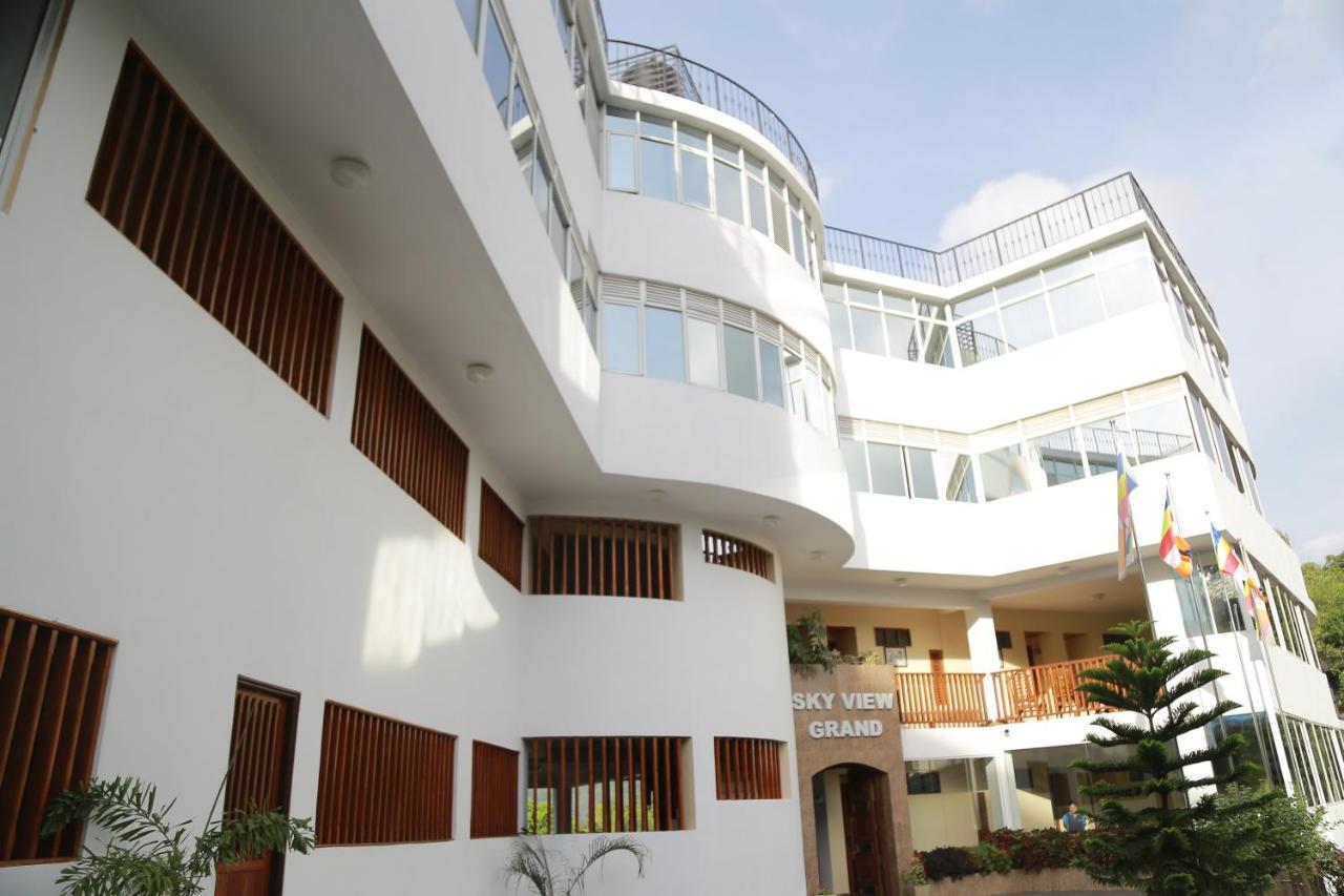 Sky View Grand Hotel Kandy Exterior foto